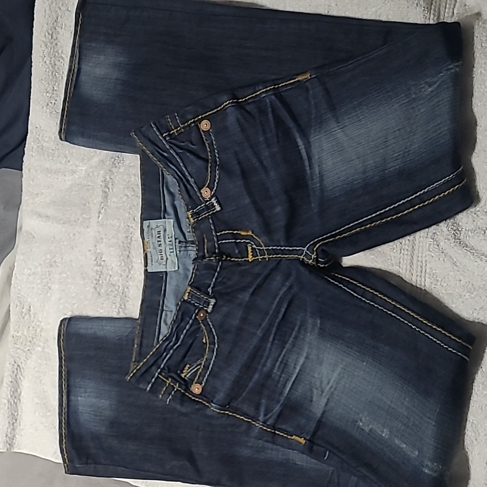 ig Star "Vegas" vintage collection dark wash distressed jeans 26L
